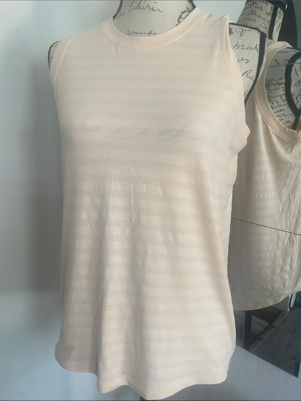 DSG Light Cream Sleeveless Knit Tank Top